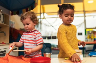 Boy-girl-pretend-play